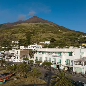Ossidiana 3*, Stromboli Italia