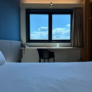 Ibis Fiera Roma
