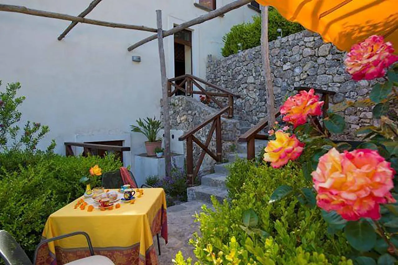 L'Antico Borgo Dei Limoni Bed & Breakfast Amalfi