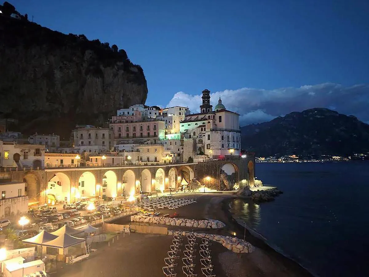 L'Antico Borgo Dei Limoni Bed & Breakfast Amalfi