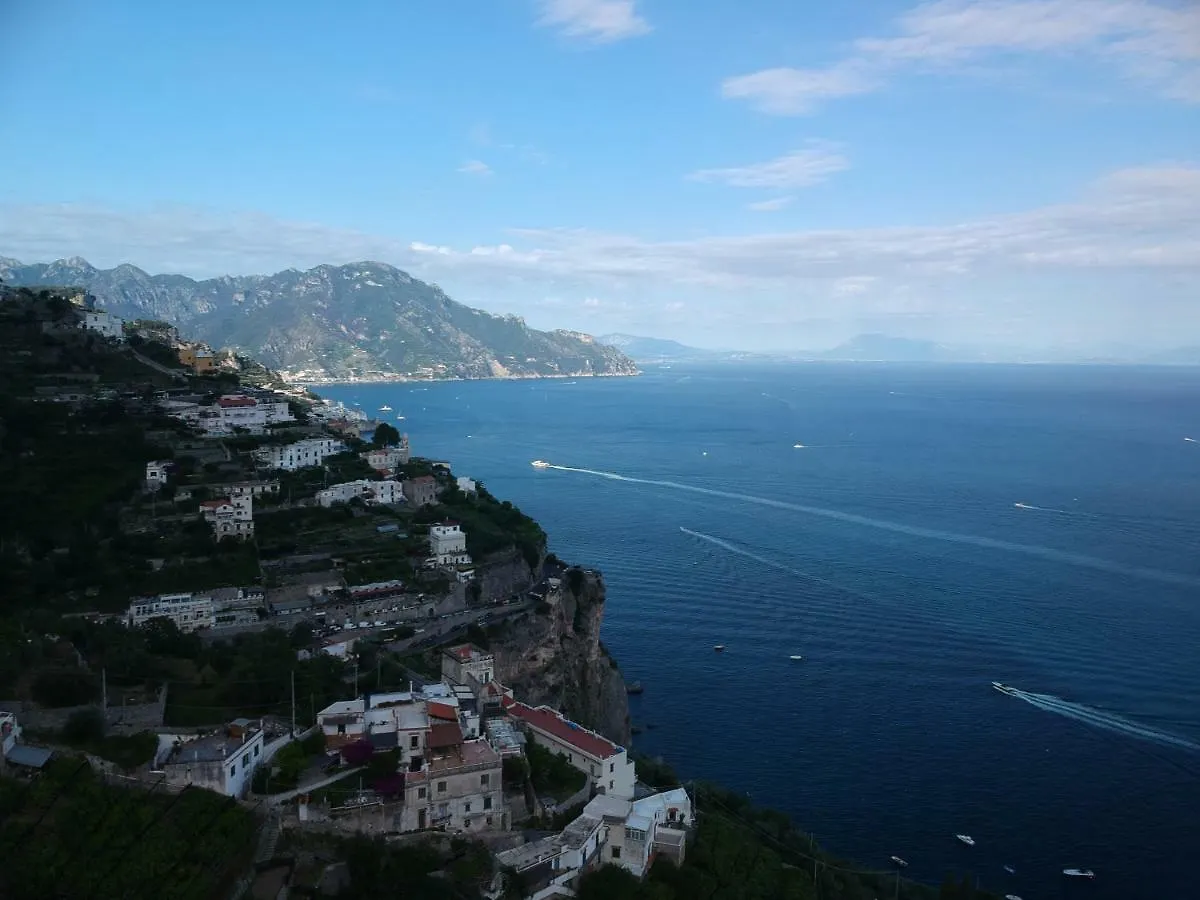 L'Antico Borgo Dei Limoni Bed & Breakfast Amalfi 2*,
